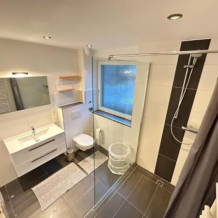 Modern 2 Bedroom Near Train Station Apartmán Oberursel