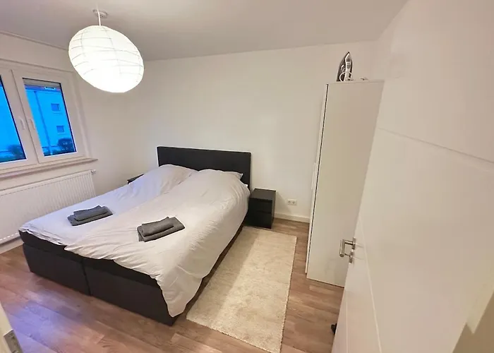 Apartmán Modern 2 Bedroom Near Train Station Oberursel